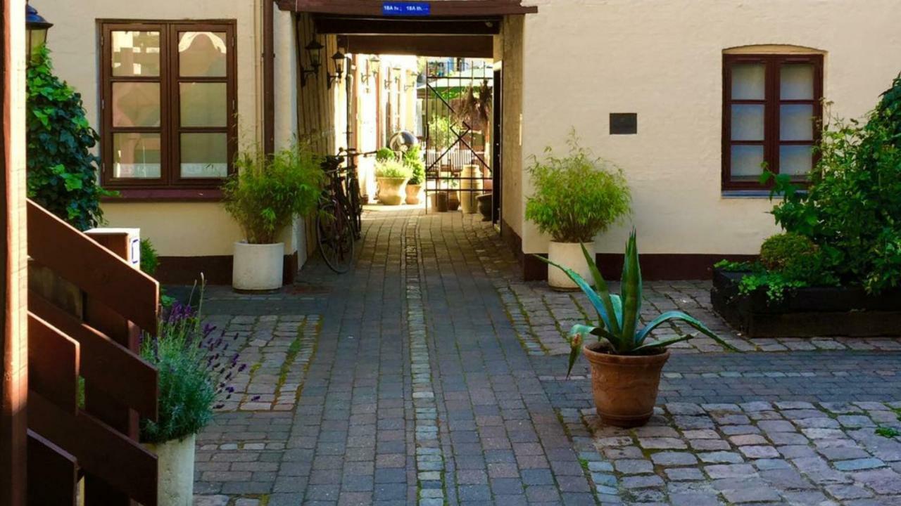 Millebo - Like Home Studio Apartment Aalborg Exterior photo
